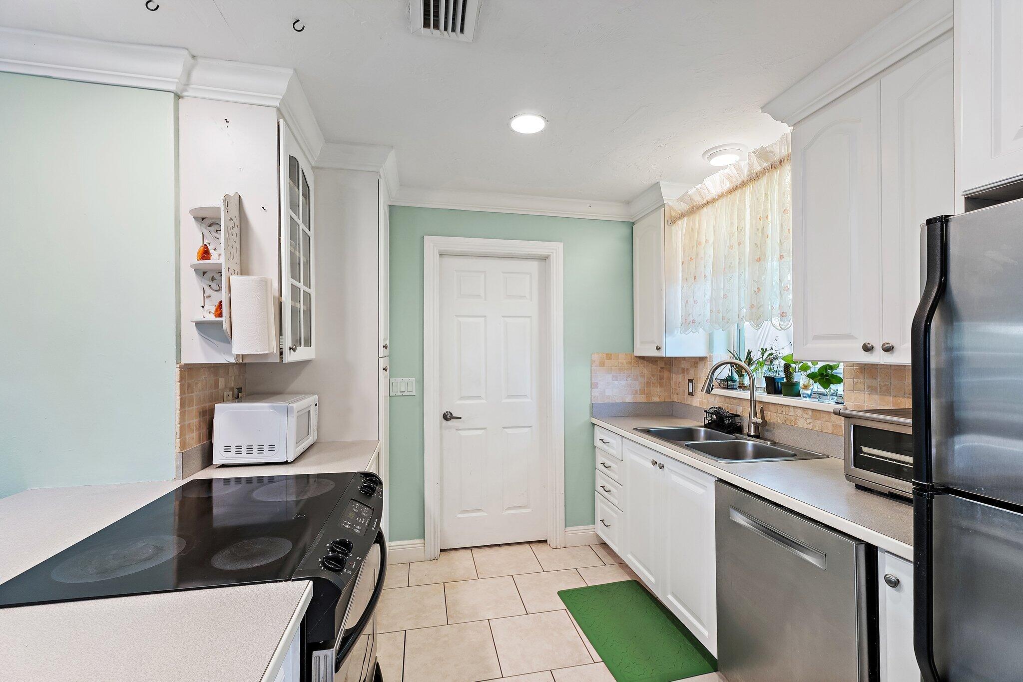 1007 Pottawatomie Street