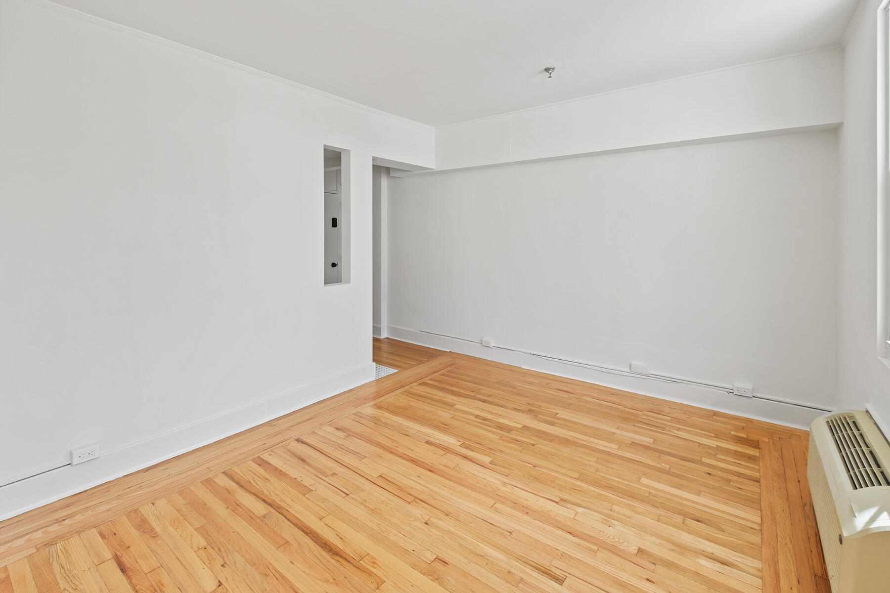235 Sunrise Avenue 3103