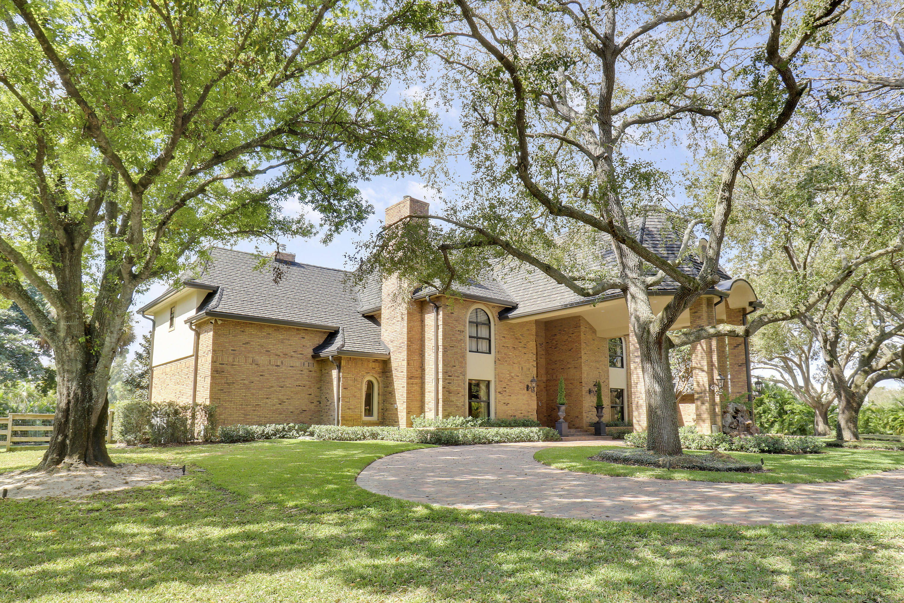 5840 Sea Biscuit Road