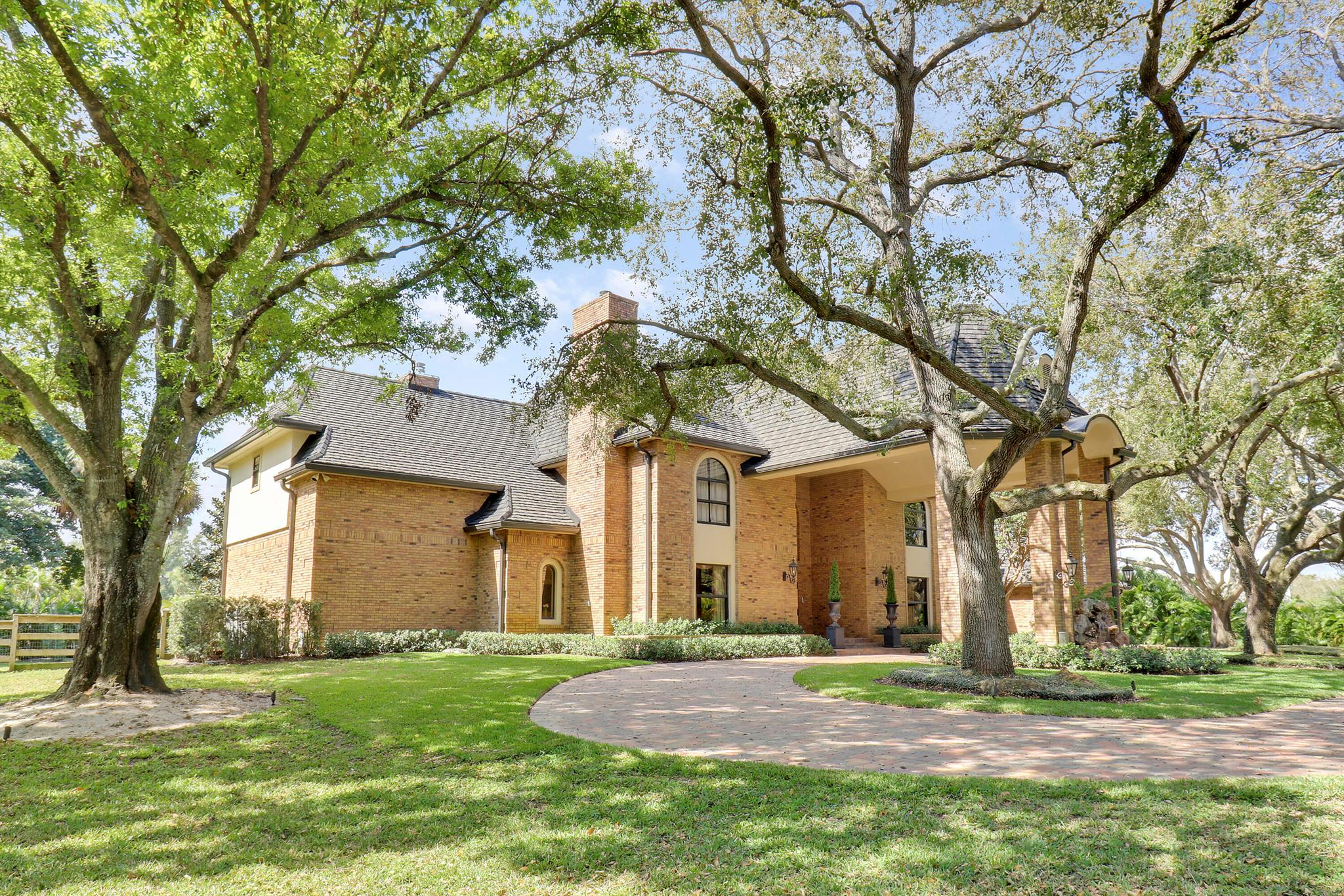 5840 Sea Biscuit Road