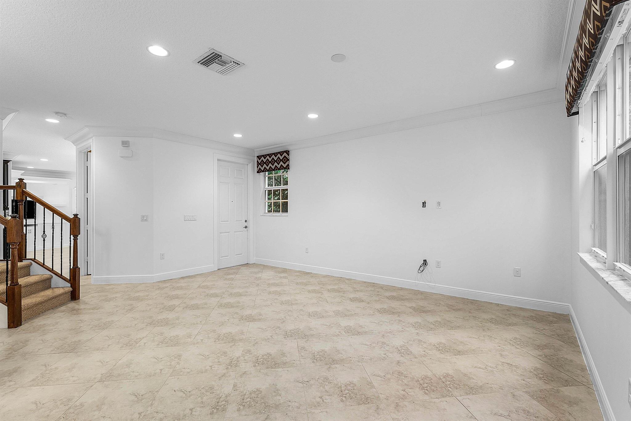 6320 Ginger Trail 101