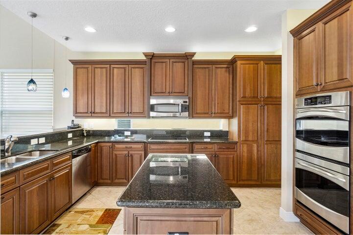 11812 Windmill Lake Drive