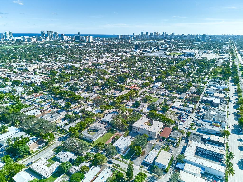 2020 Washington Street 1