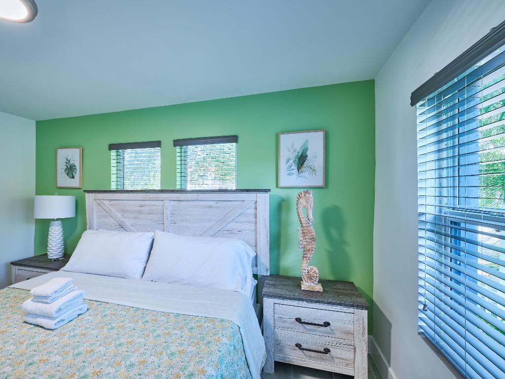 2020 Washington Street 1