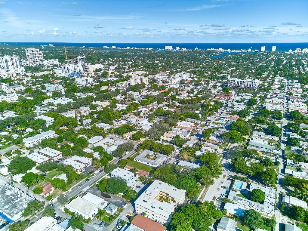 2020 Washington Street 1