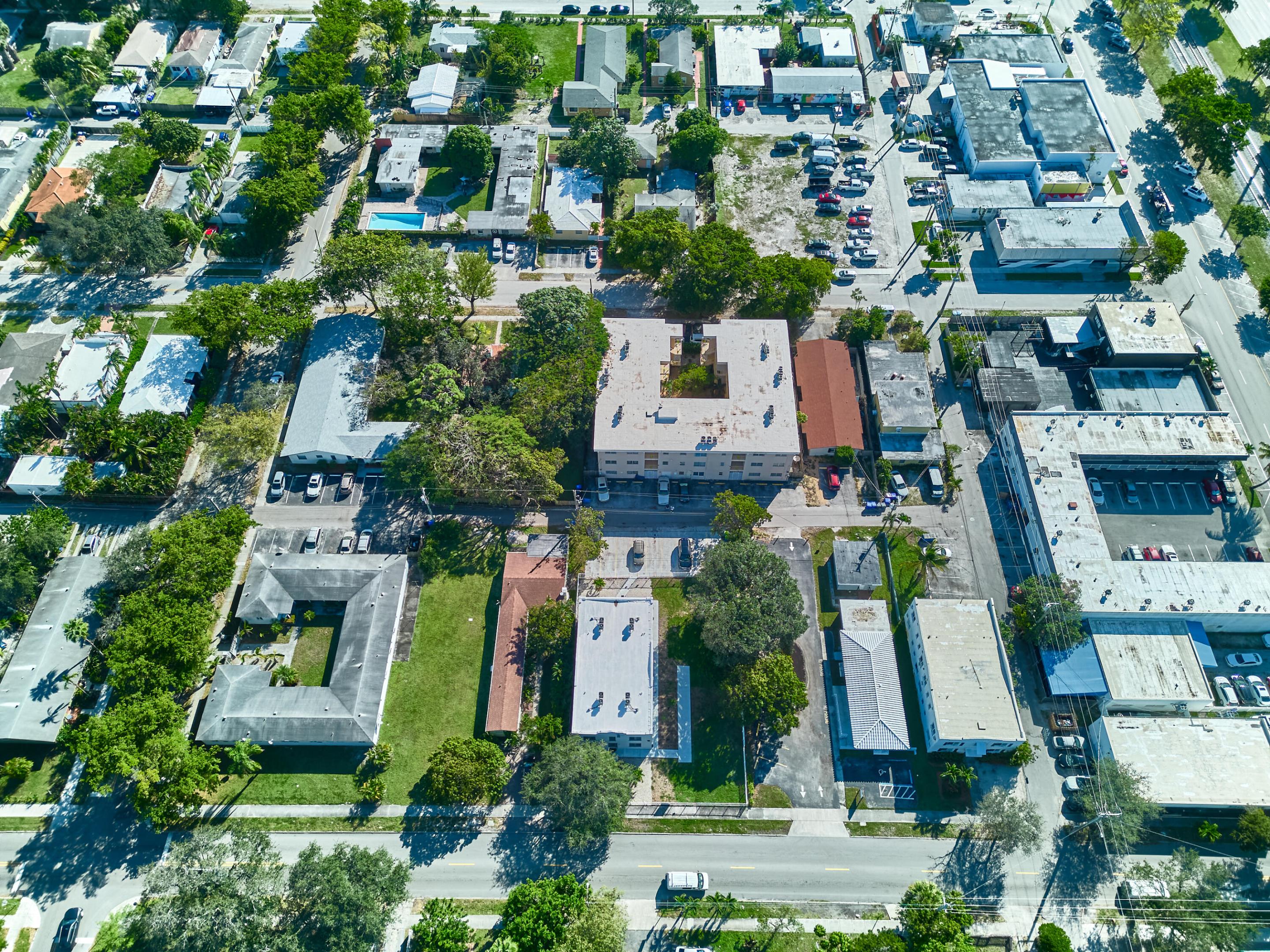 2020 Washington Street 1