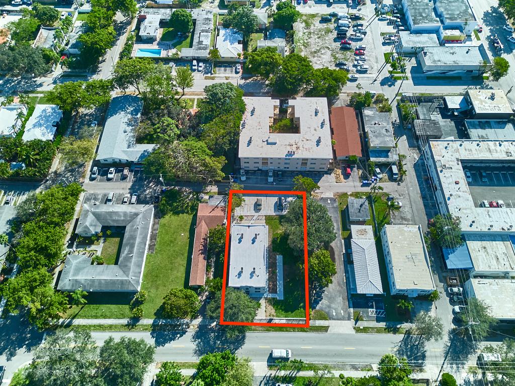 2020 Washington Street 1