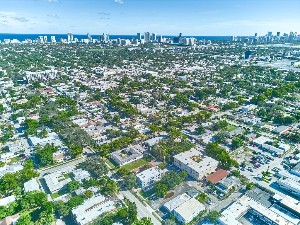 2020 Washington Street 1