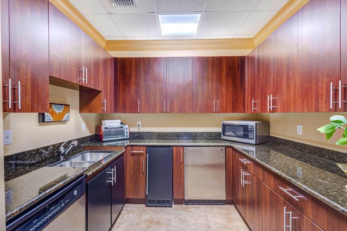 4903 Midtown Lane 3313, Palm Beach Gardens Unit: 3313