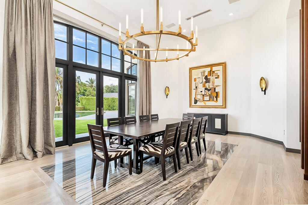 13001 Brynwood
