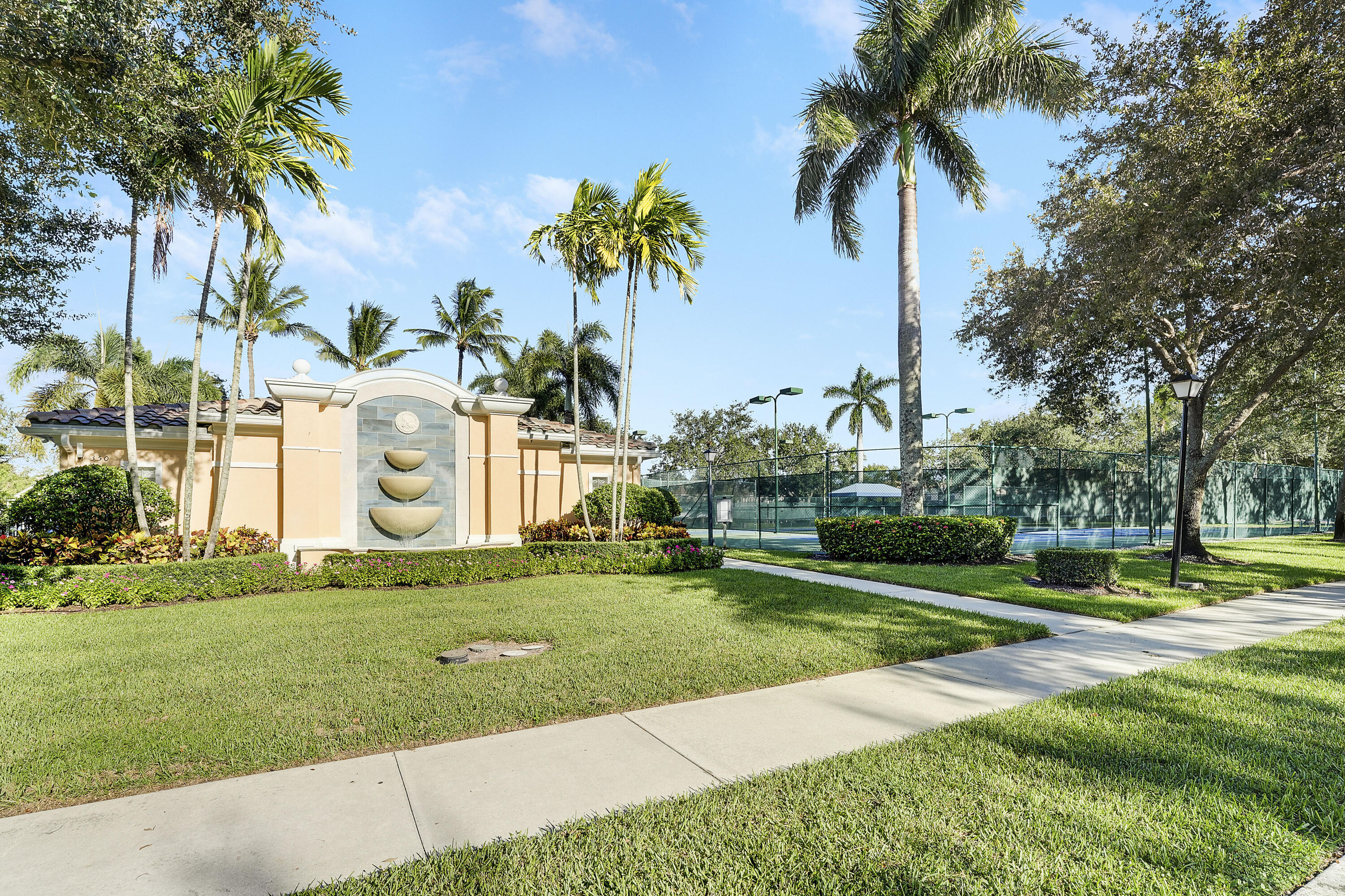454 Capistrano Drive