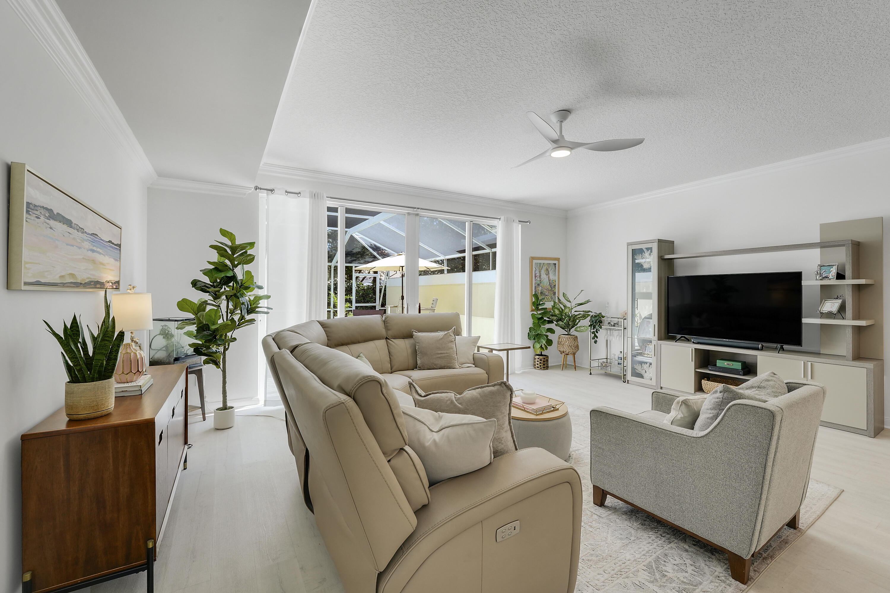 454 Capistrano Drive