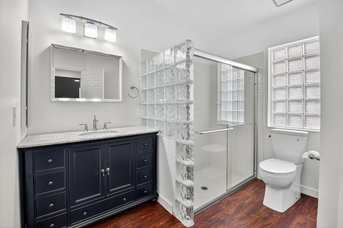 7550 Ironbridge Circle