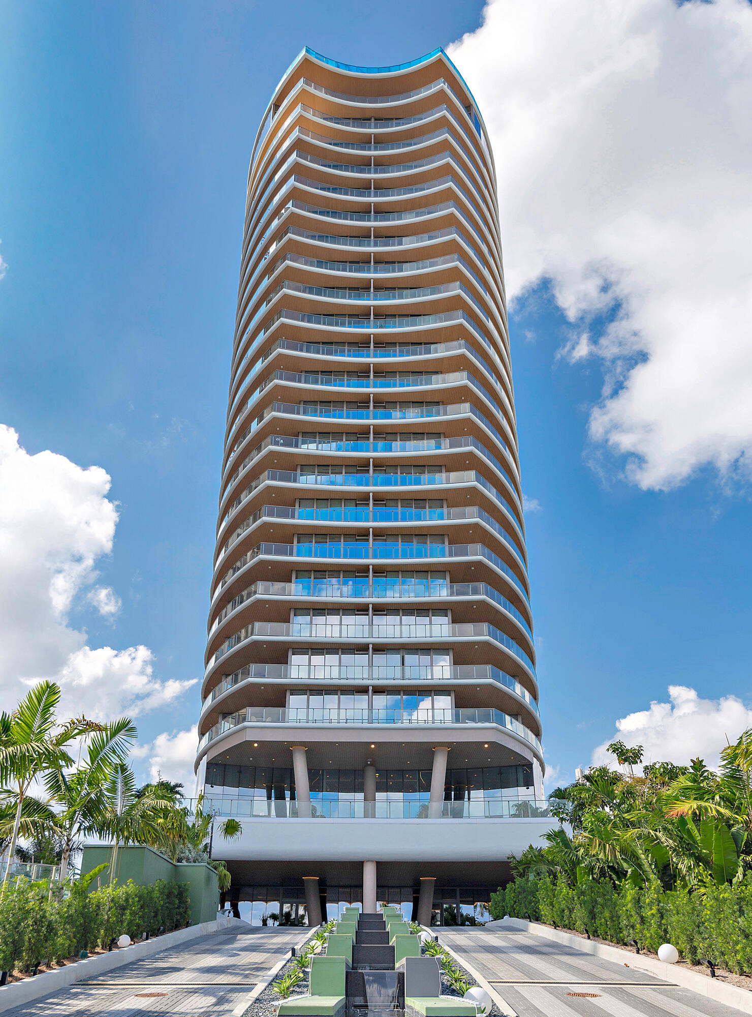 1309 S Flagler Drive 2302