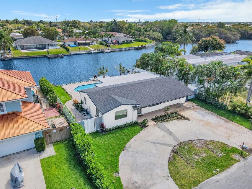 500 Venice Drive