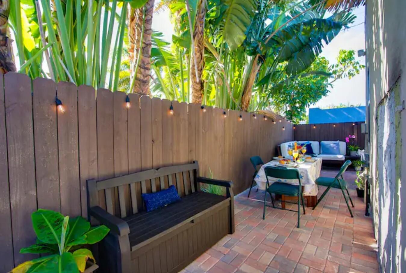 3505 Poinsettia Avenue