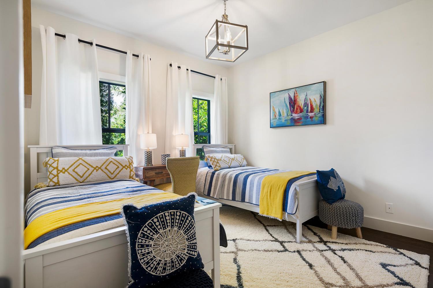 3505 Poinsettia Avenue