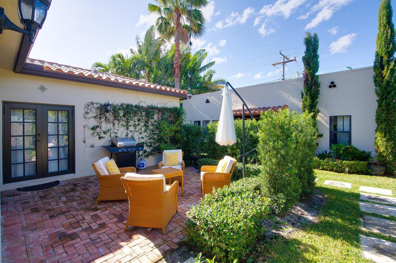 3505 Poinsettia Avenue