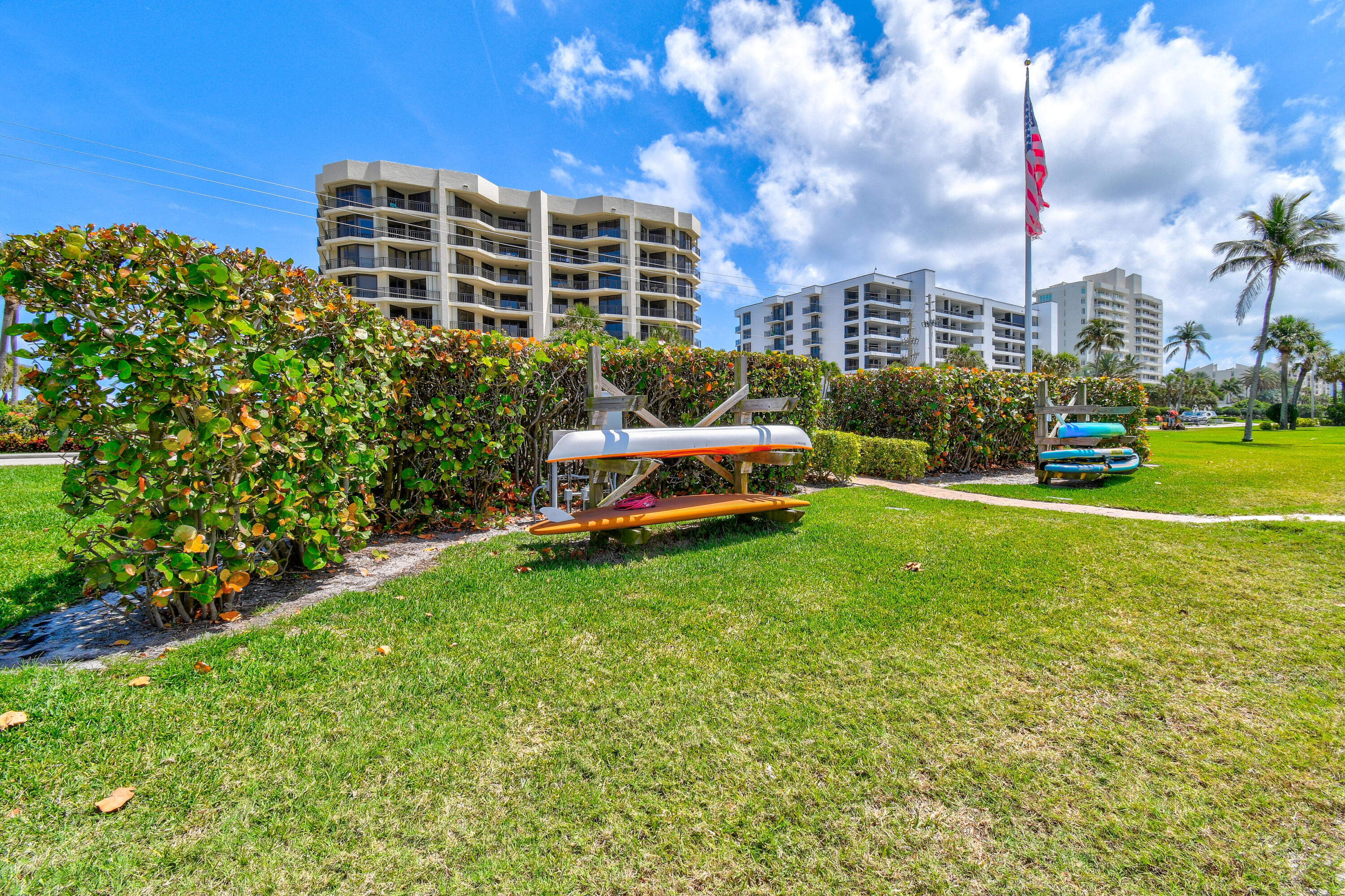 19850 Beach Road 5a
