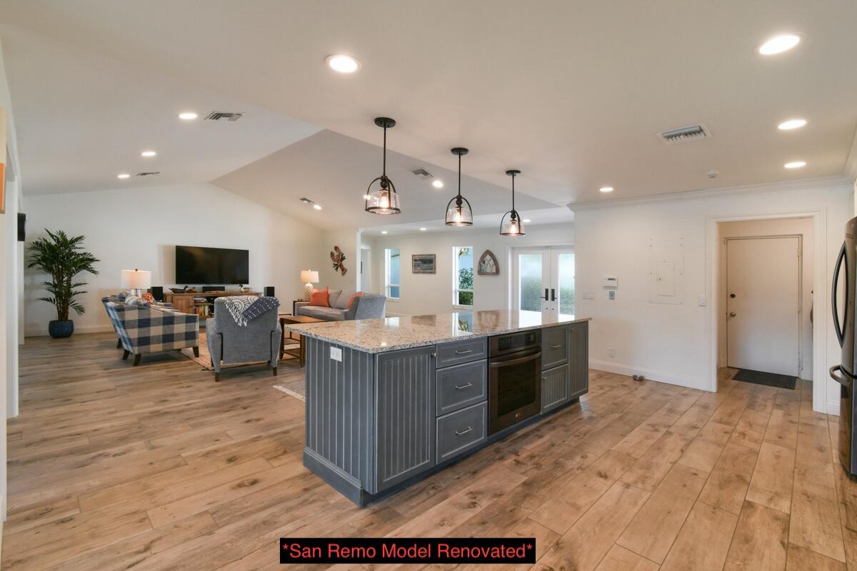 1828 NW Buttonbush Circle