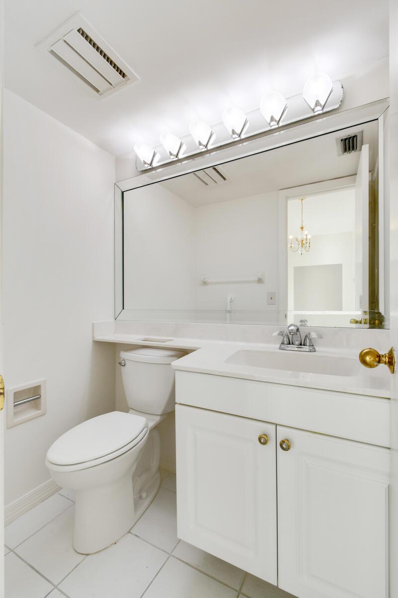 1828 NW Buttonbush Circle