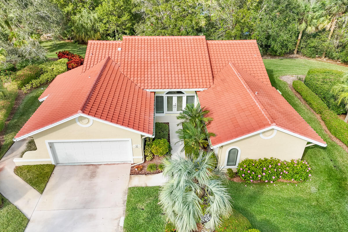 1828 NW Buttonbush Circle