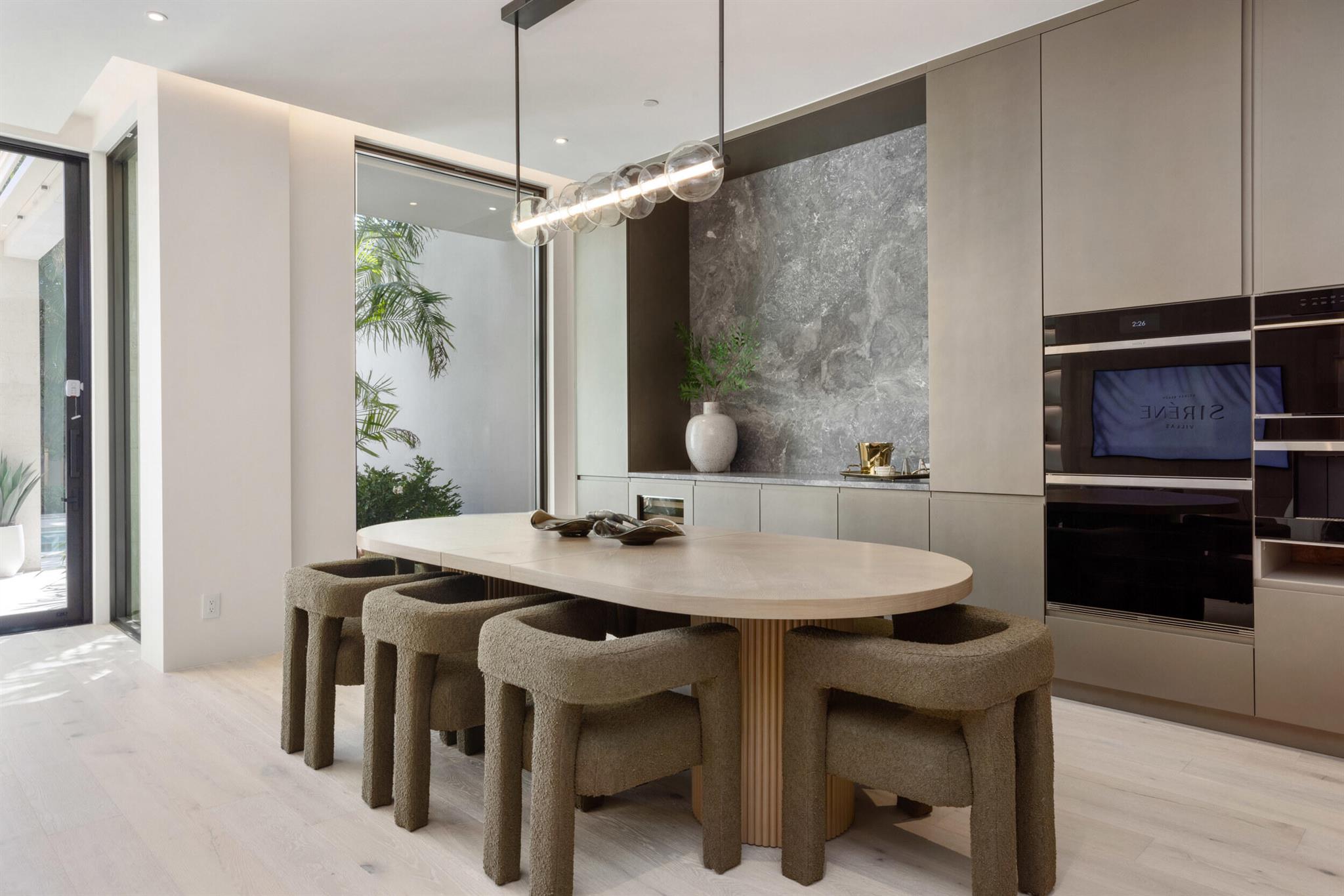 1252 George Bush Boulevard