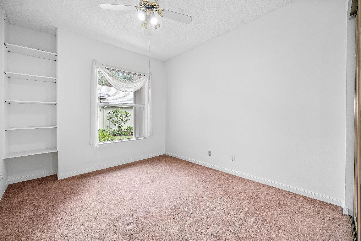 1115 Gator Trail, West Palm Beach