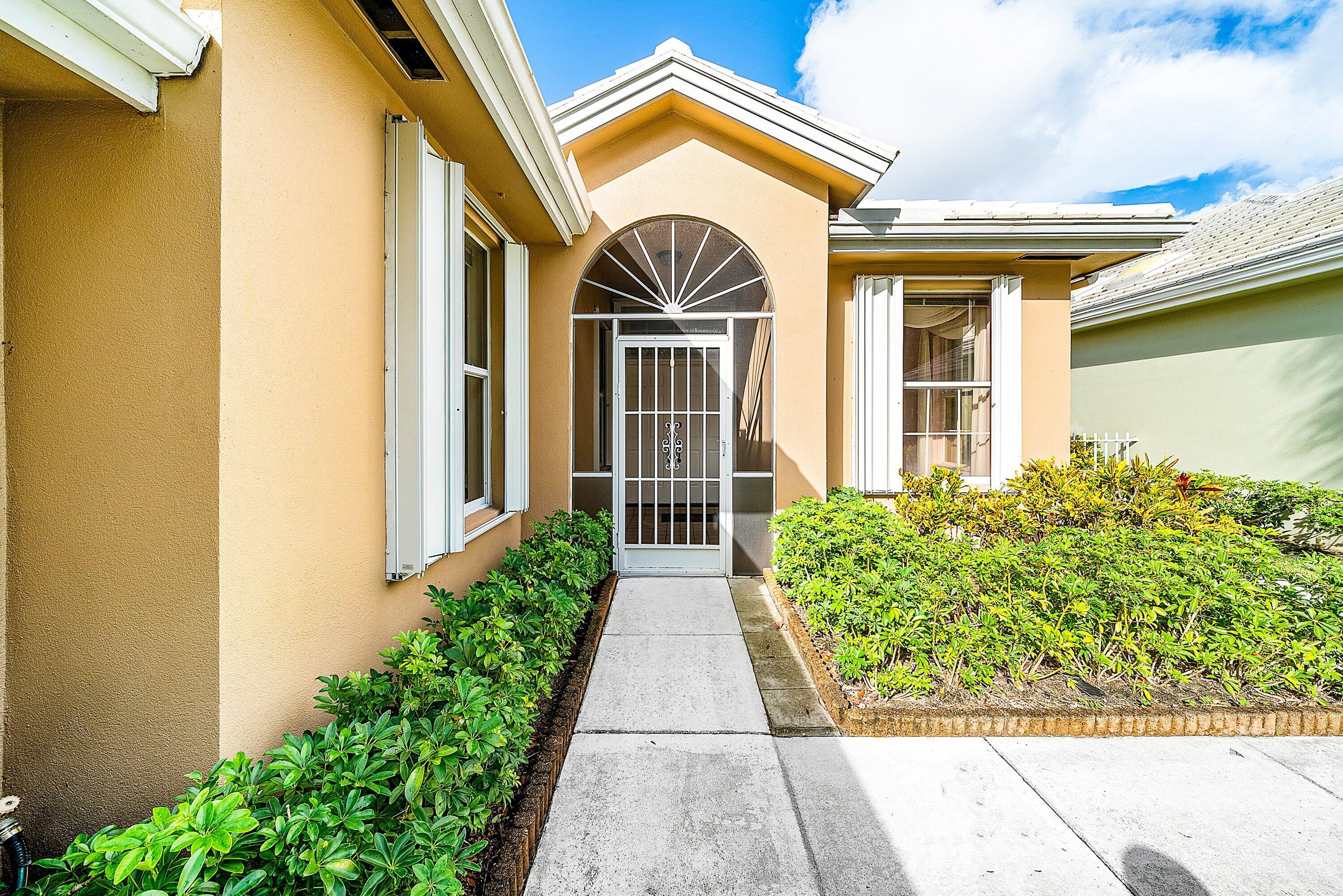 1115 Gator Trail, West Palm Beach