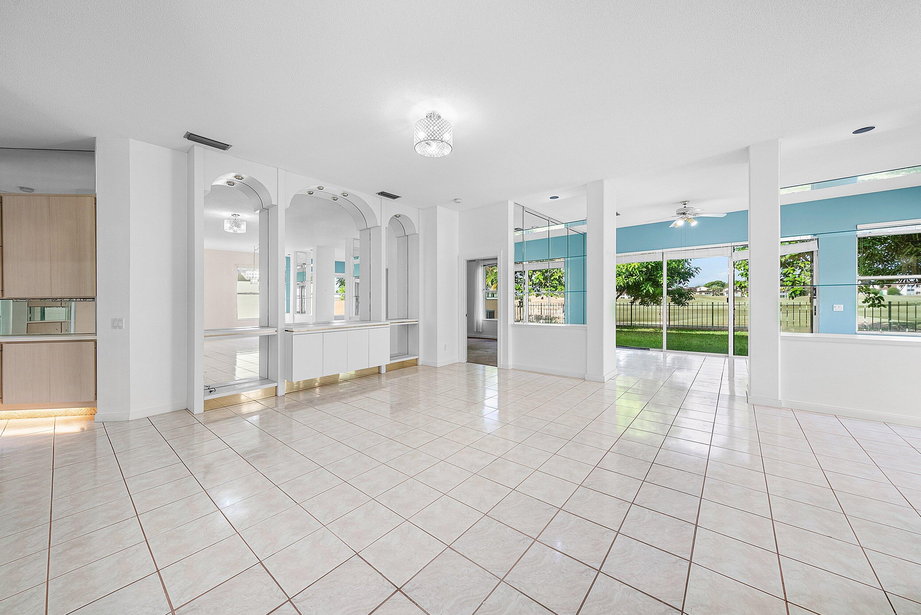 1115 Gator Trail, West Palm Beach