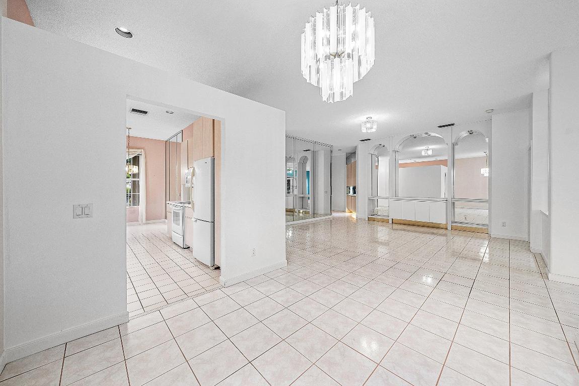 1115 Gator Trail, West Palm Beach