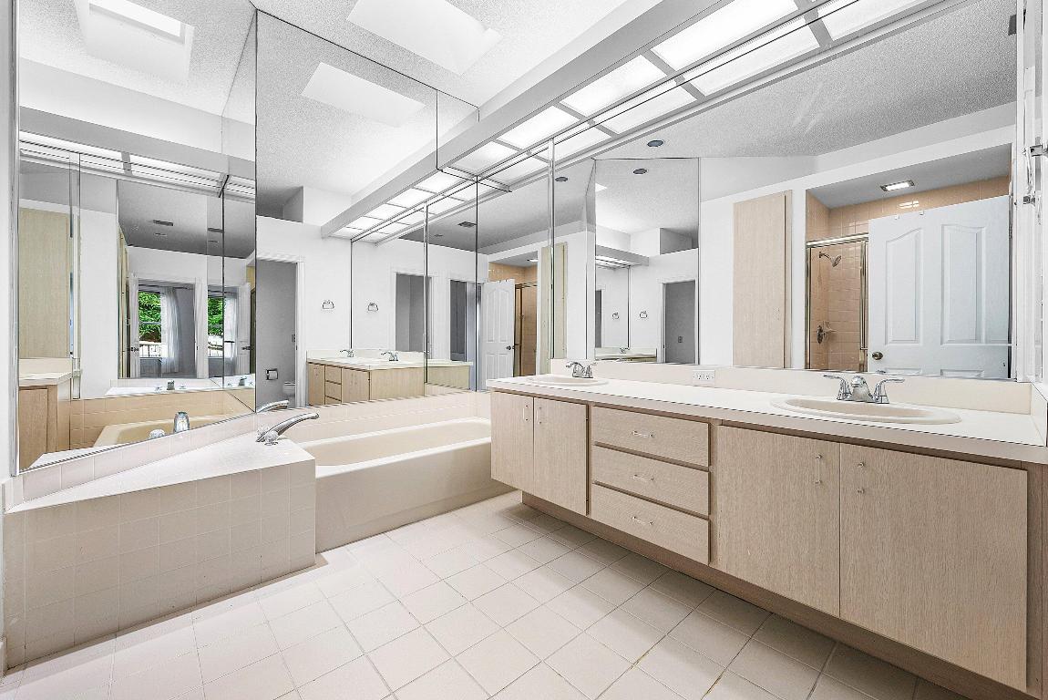 1115 Gator Trail, West Palm Beach