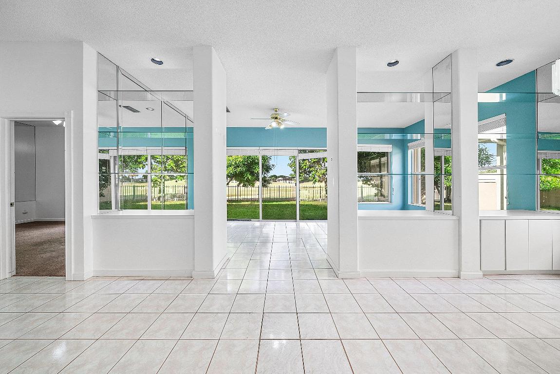1115 Gator Trail, West Palm Beach