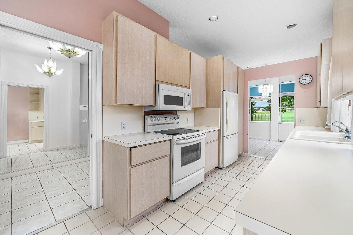 1115 Gator Trail, West Palm Beach