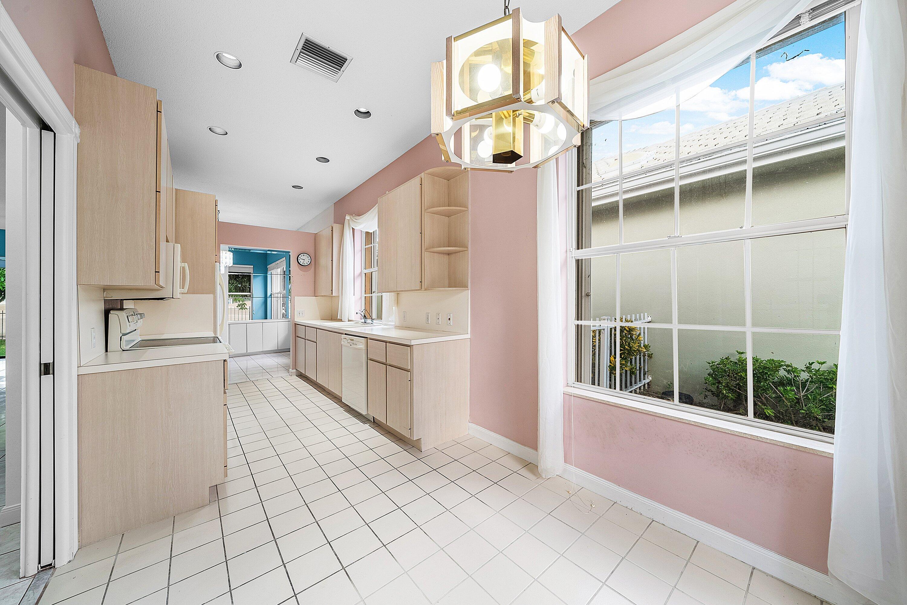 1115 Gator Trail, West Palm Beach