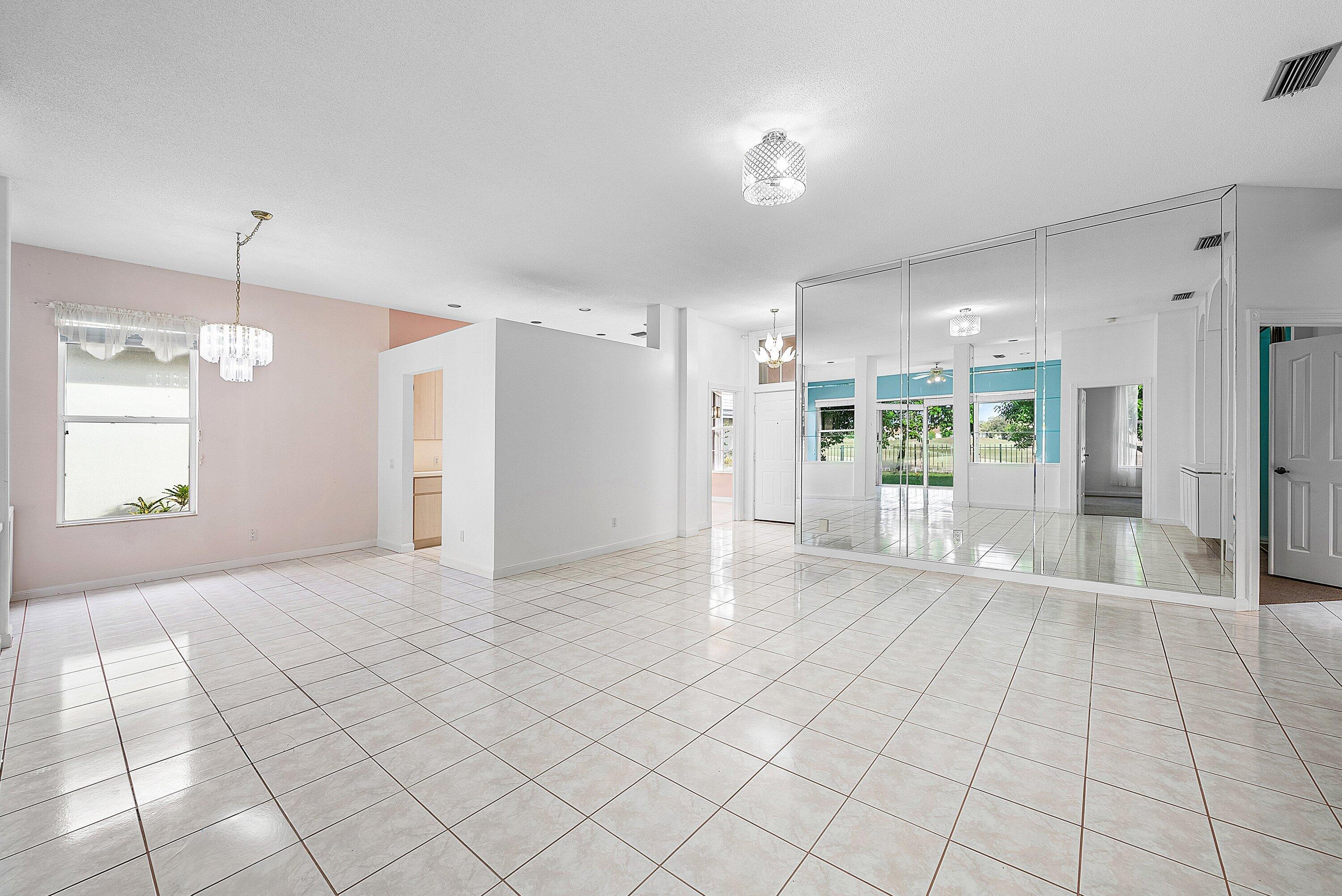 1115 Gator Trail, West Palm Beach