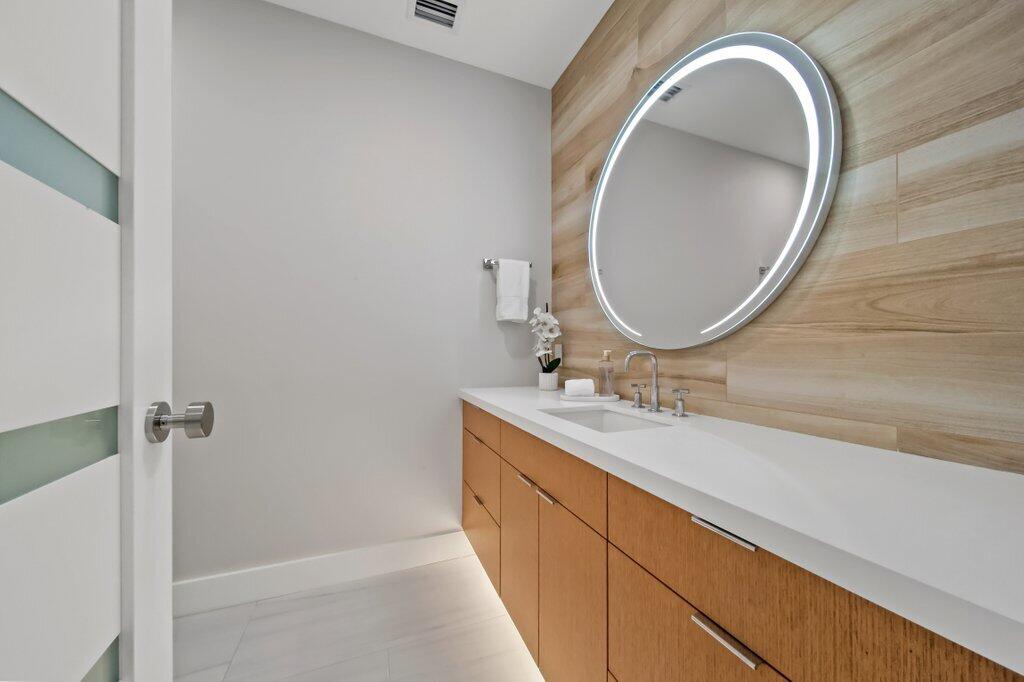 6879 SE South Marina Way