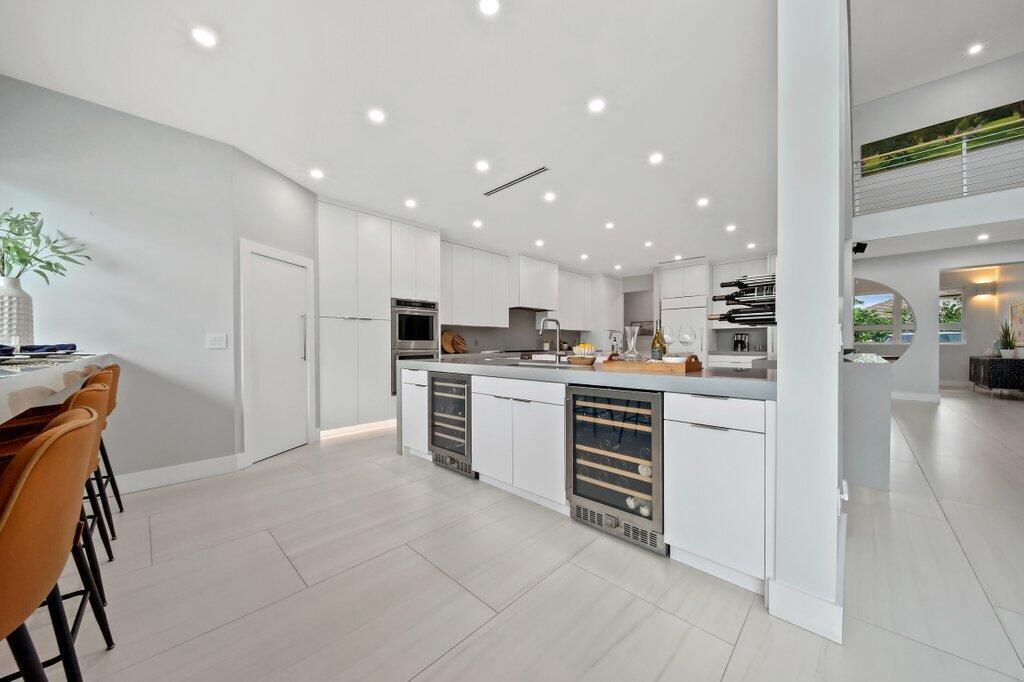 6879 SE South Marina Way