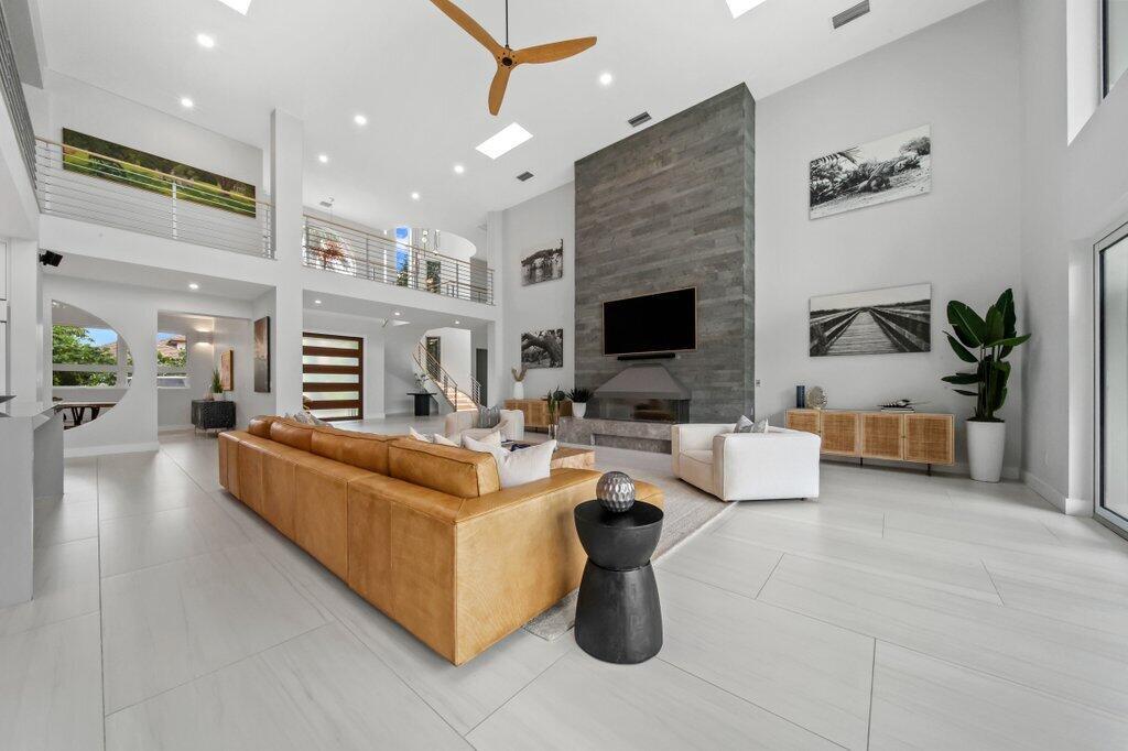 6879 SE South Marina Way