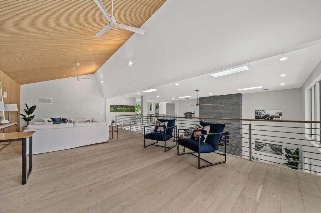 6879 SE South Marina Way