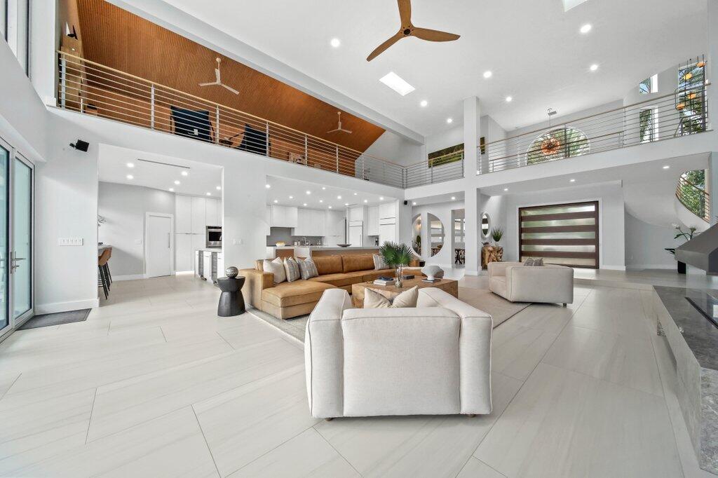 6879 SE South Marina Way