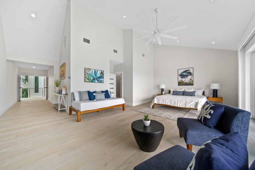 6879 SE South Marina Way