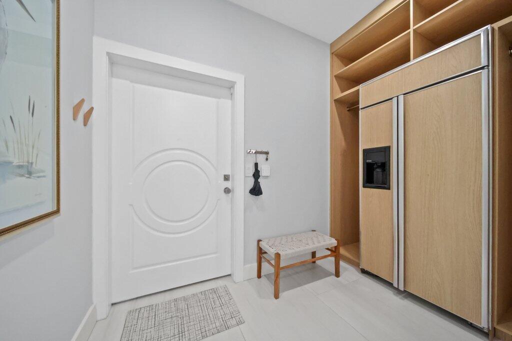 6879 SE South Marina Way