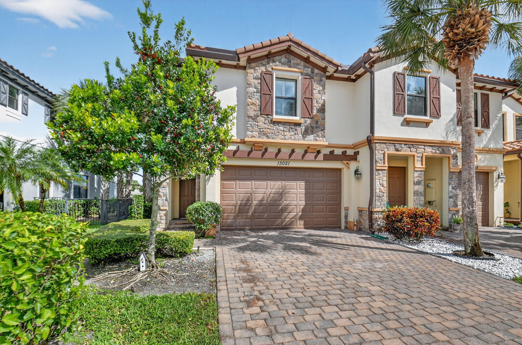13021 Anthorne Lane