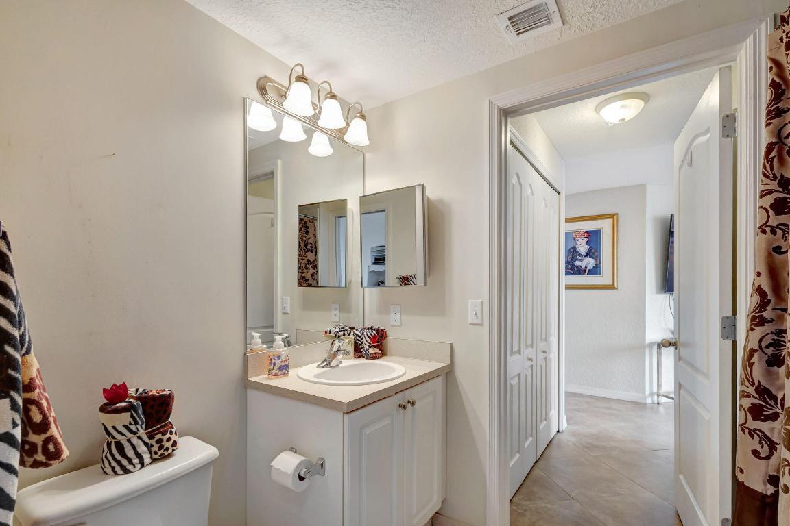 11023 Legacy Lane 204