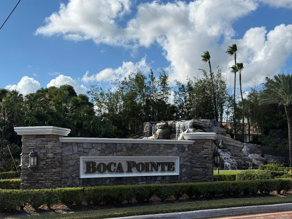 6670 Villa Sonrisa Drive 221