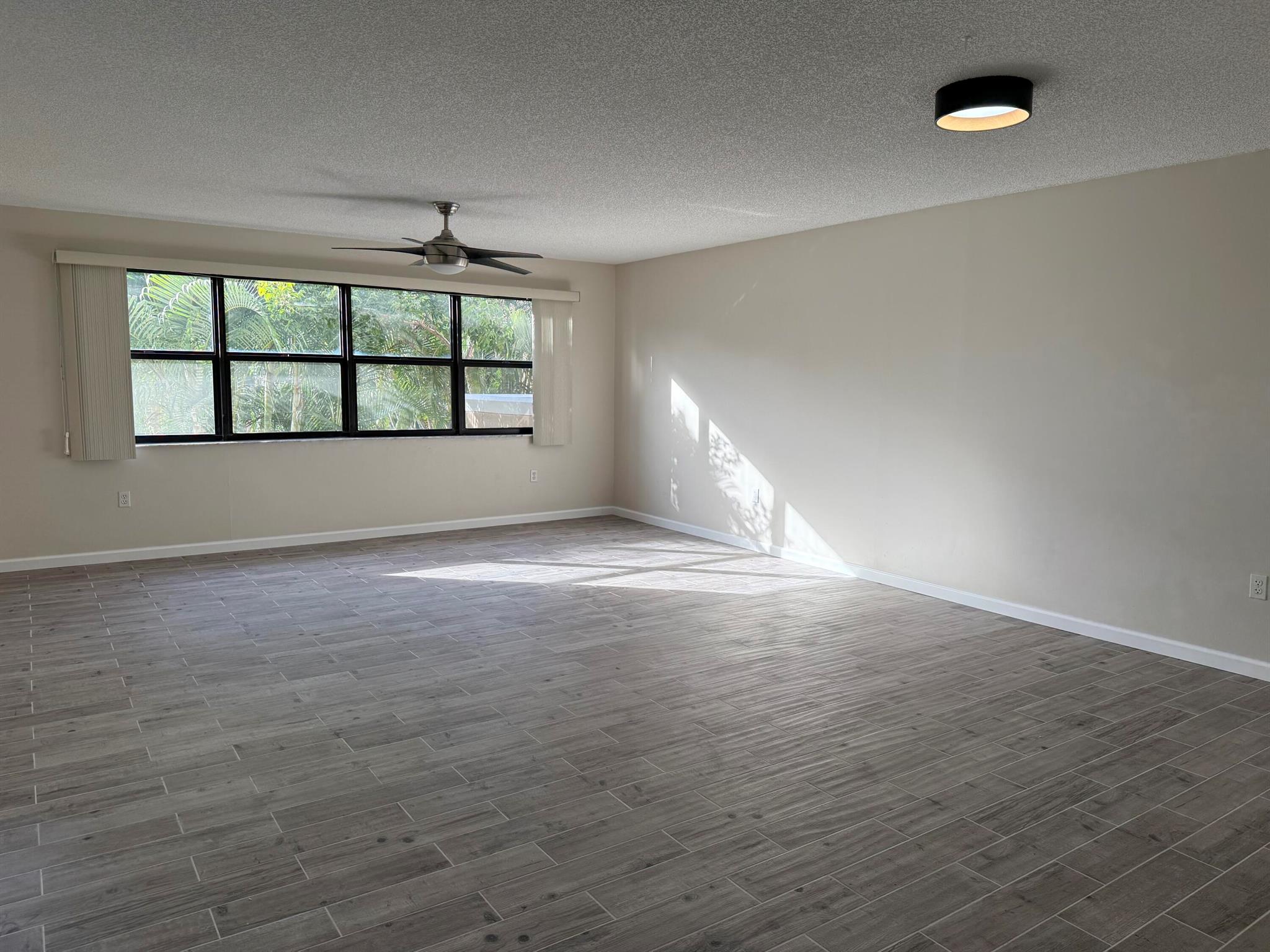 6670 Villa Sonrisa Drive 221