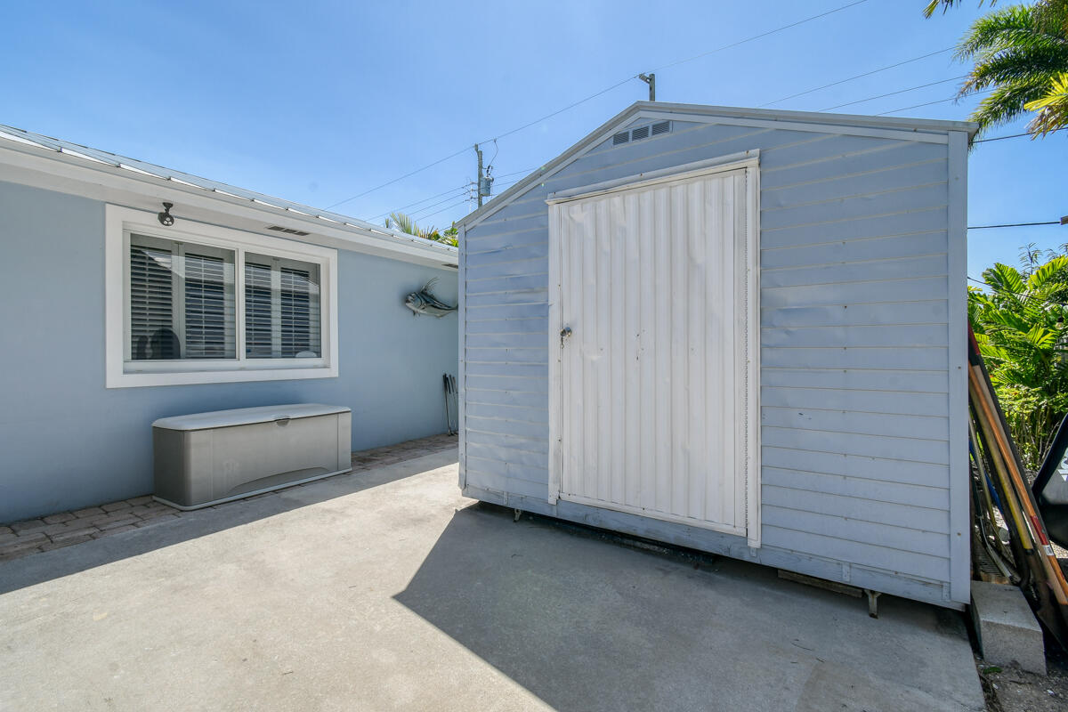 19277 W Indies Lane