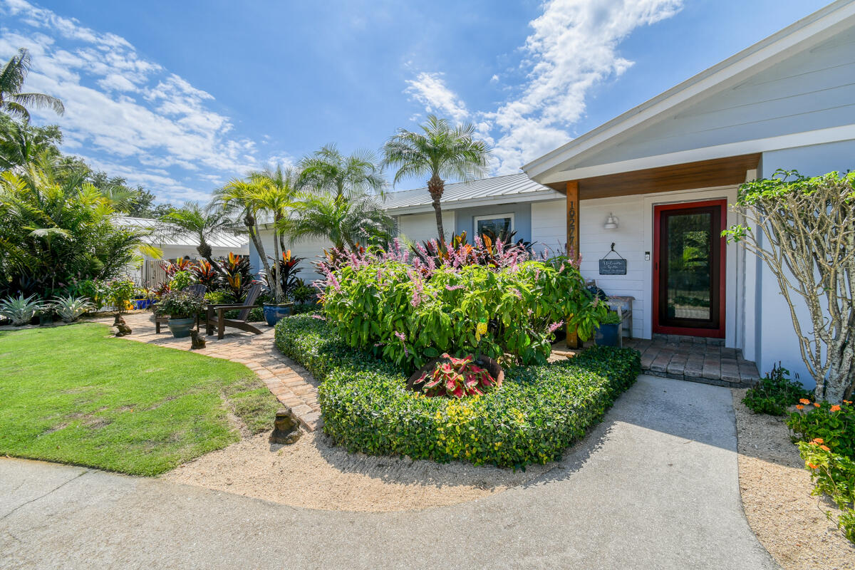 19277 W Indies Lane