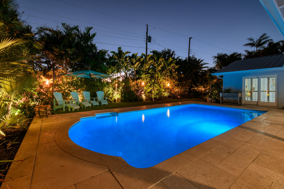 19277 W Indies Lane